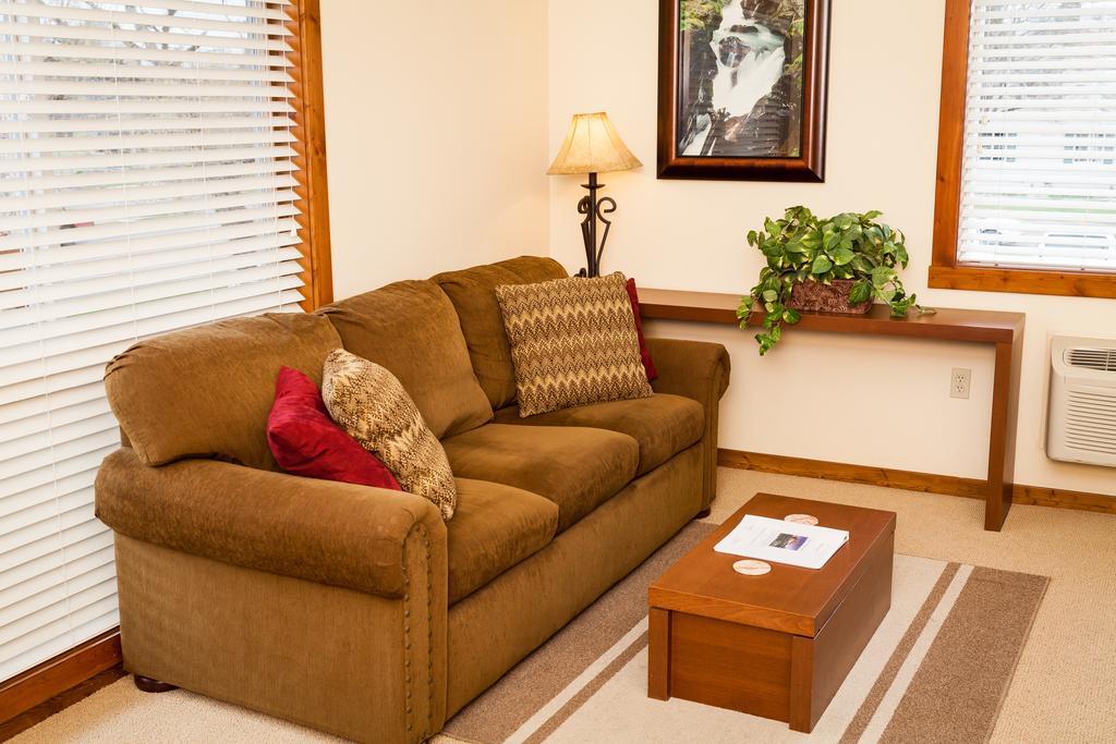 Glacier Ridge Suites Kalispell Room photo